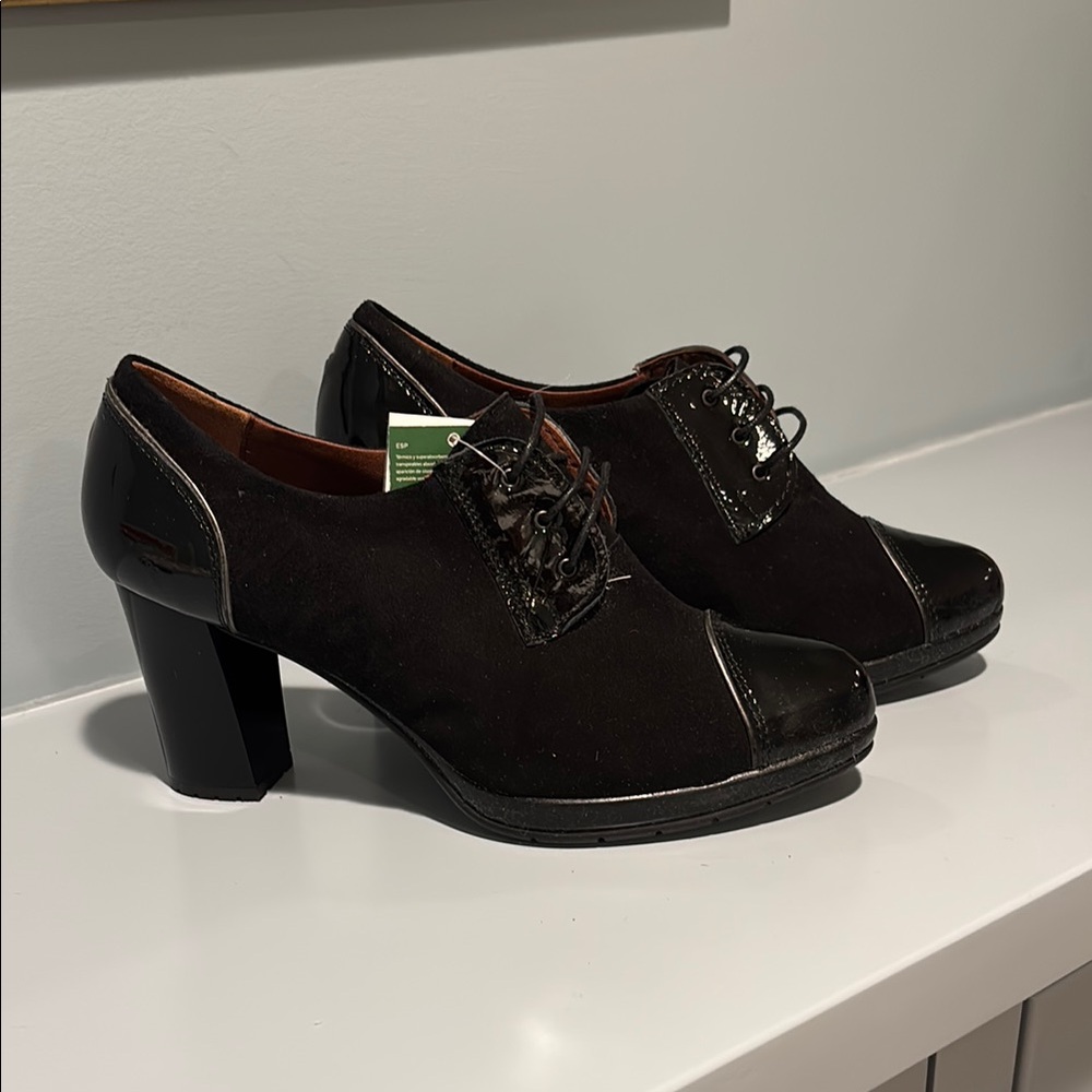 Pitillis NWT Black Chunky Heel Oxford Shoes